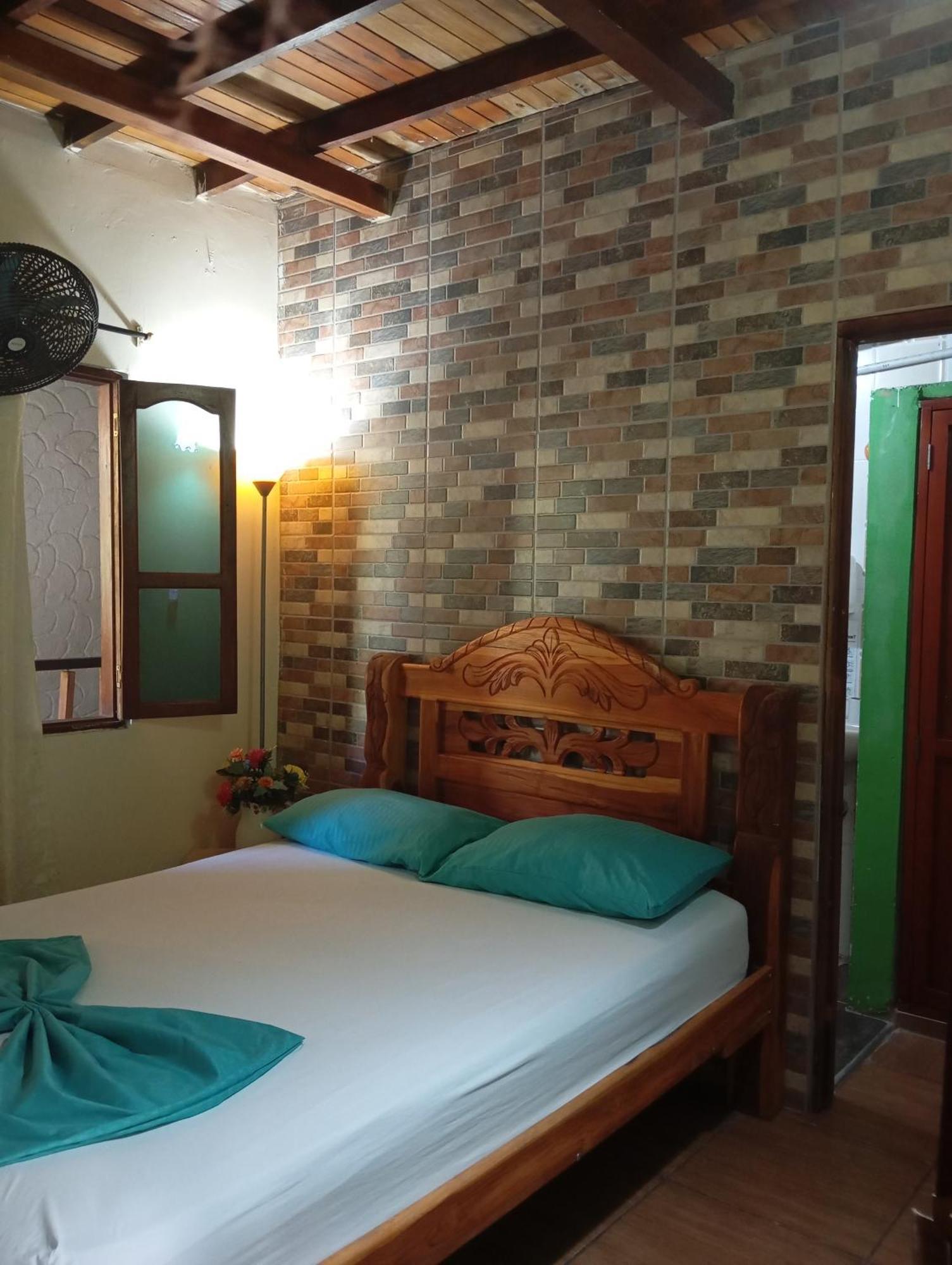 Hostal Los Wichos مينسا المظهر الخارجي الصورة