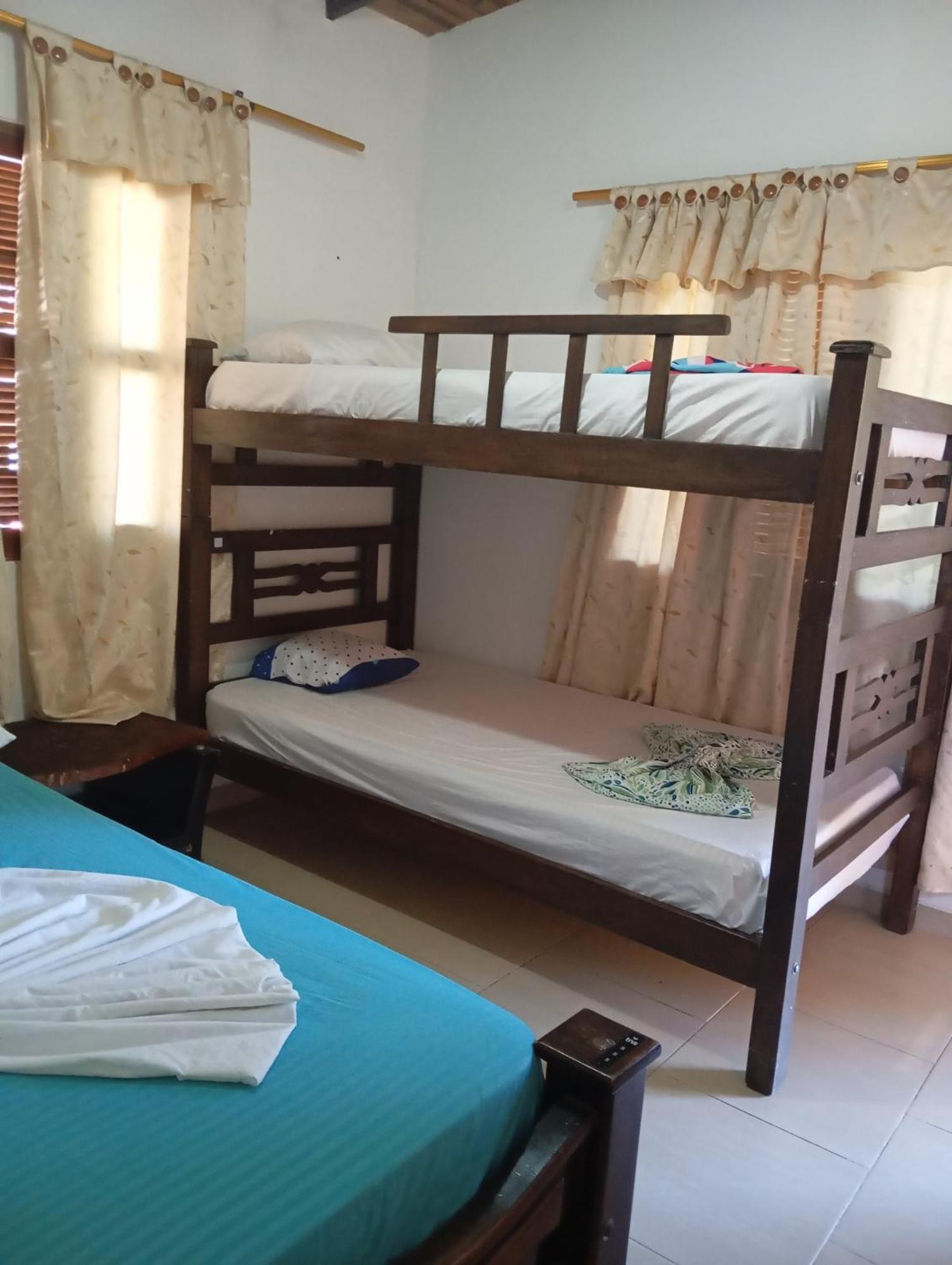 Hostal Los Wichos مينسا المظهر الخارجي الصورة