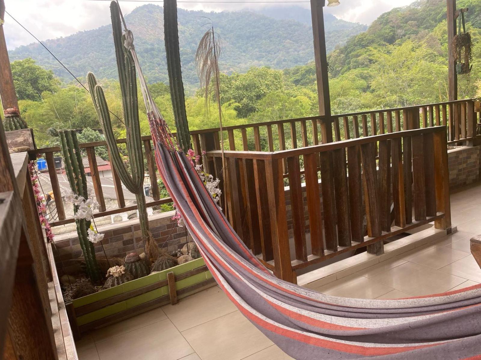 Hostal Los Wichos مينسا المظهر الخارجي الصورة